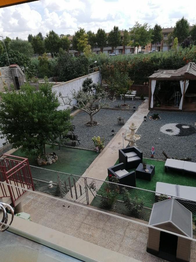 Апартаменты Habitacion Individual En Таррега Экстерьер фото